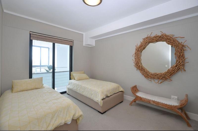 2 Bedroom Property for Sale in Bloubergstrand Western Cape
